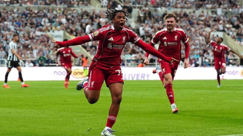 Rapporto, risultato e obiettivi come adolescente Ngumoha insedia il classico nel dramma Isak