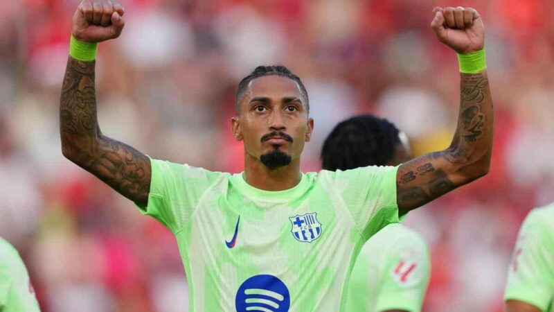 Rapporto, risultato e obiettivi mentre i campioni facilitano gli ospiti di nove uomini