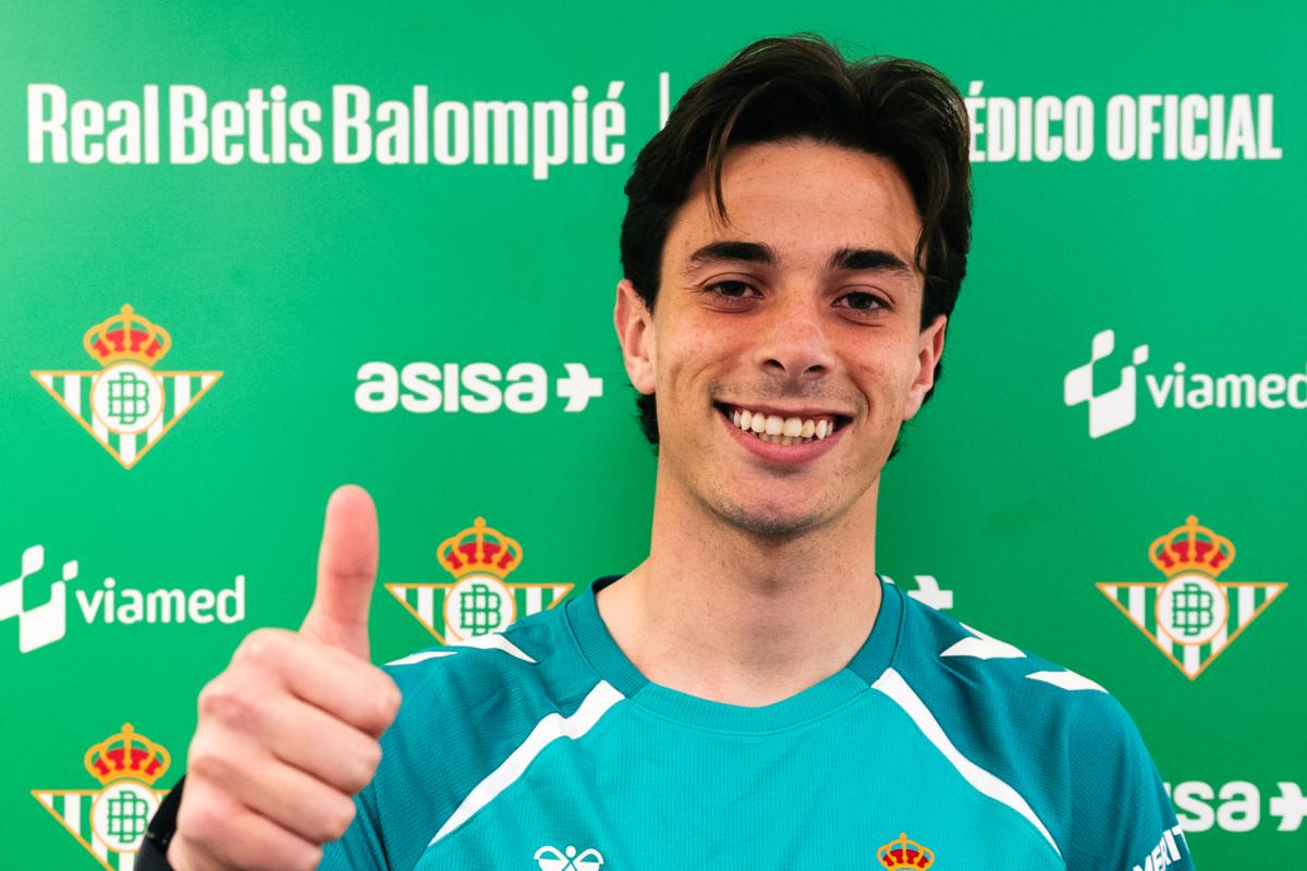 Valentín Gómez, New Betis Player fino al 2030