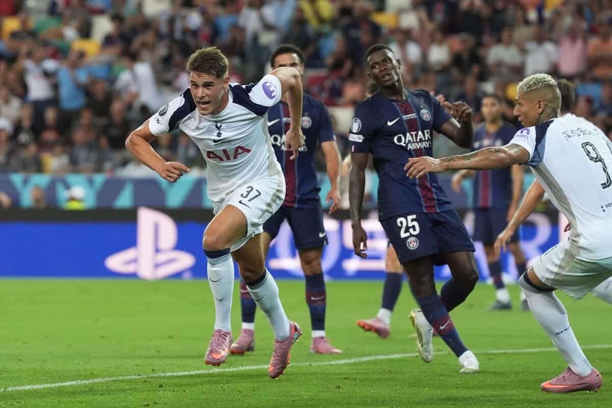 Van de Ven dà il vantaggio a sorpresa del Tottenham contro il PSG in Super Coppa
