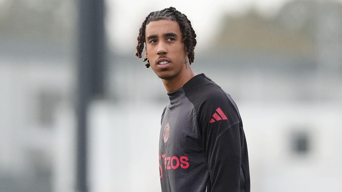 Yoro afferma il Manchester United in tour di vendetta dopo una triste campagna di debutto sotto Amorim