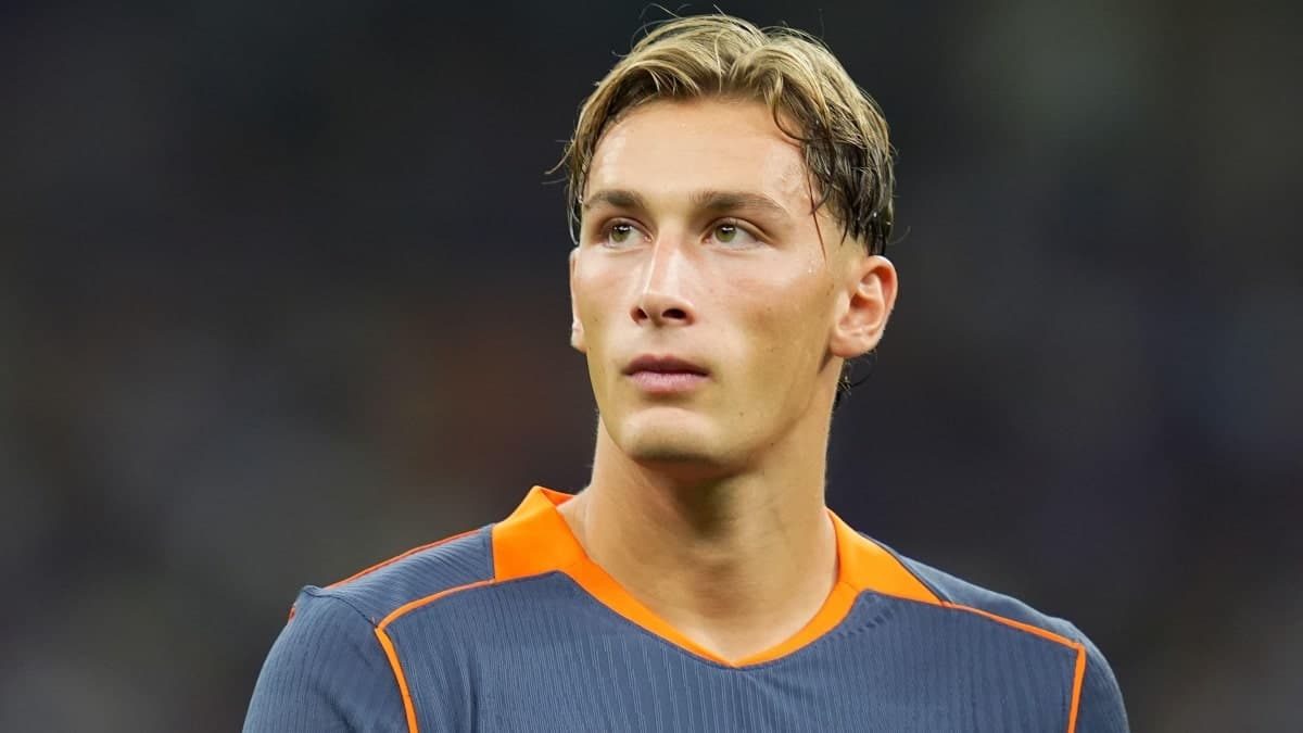 Chi è Francesco Pio Esposito? Prodigio di ventenne di Inter Milan Sieie Accensione