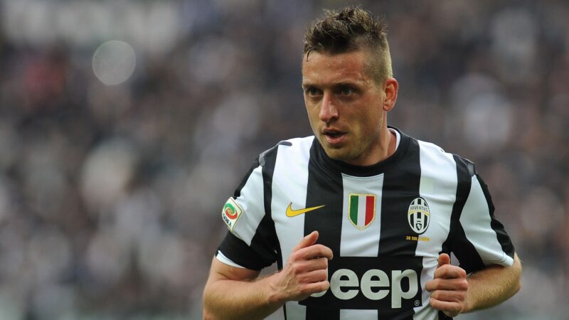 Giaccherini: "Mi svegliavo alle 5.30 per andare in fabbrica, poi il calcio. A Conte devo tutto. In campo ho rischiato di morire"