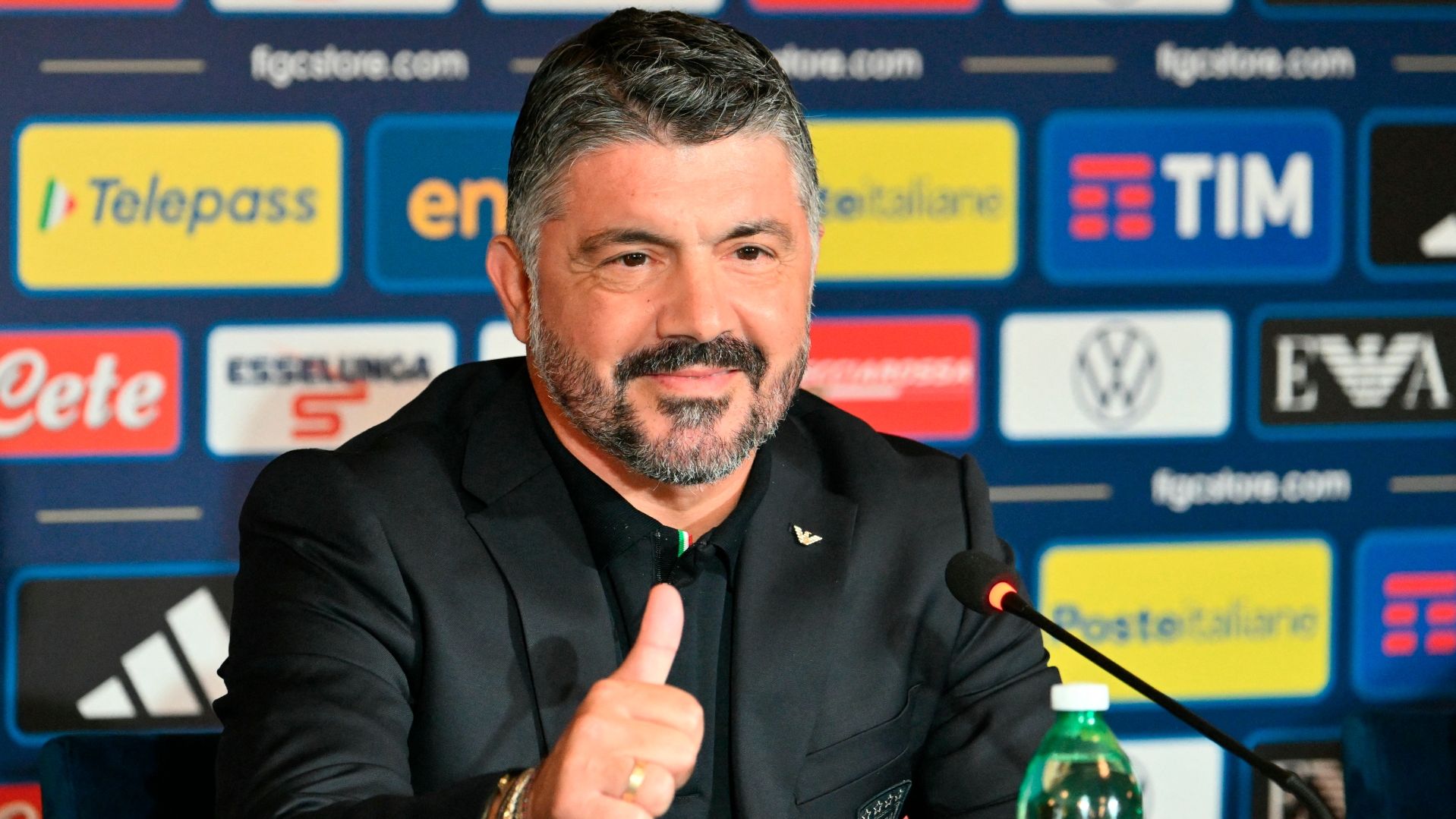Italia-Estonia, la prima volta di Gattuso. Come sarà la prima Nazionale del neo ct: dubbio sul modulo, Dimarco può stare fuori. Chance per Maldini?