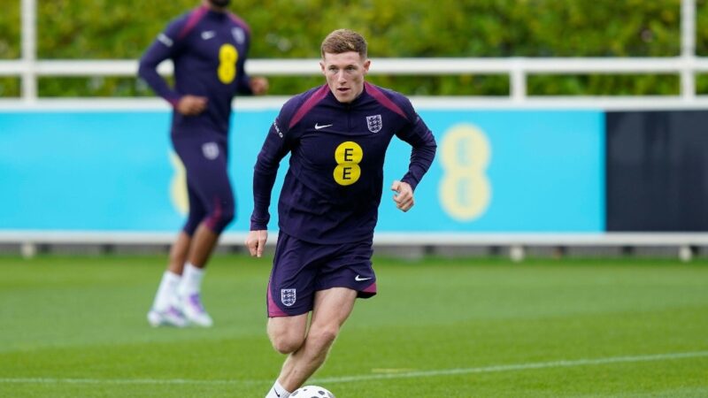 L’Inghilterra Elliot Anderson ha suonato per la Scozia? Statistiche di carriera