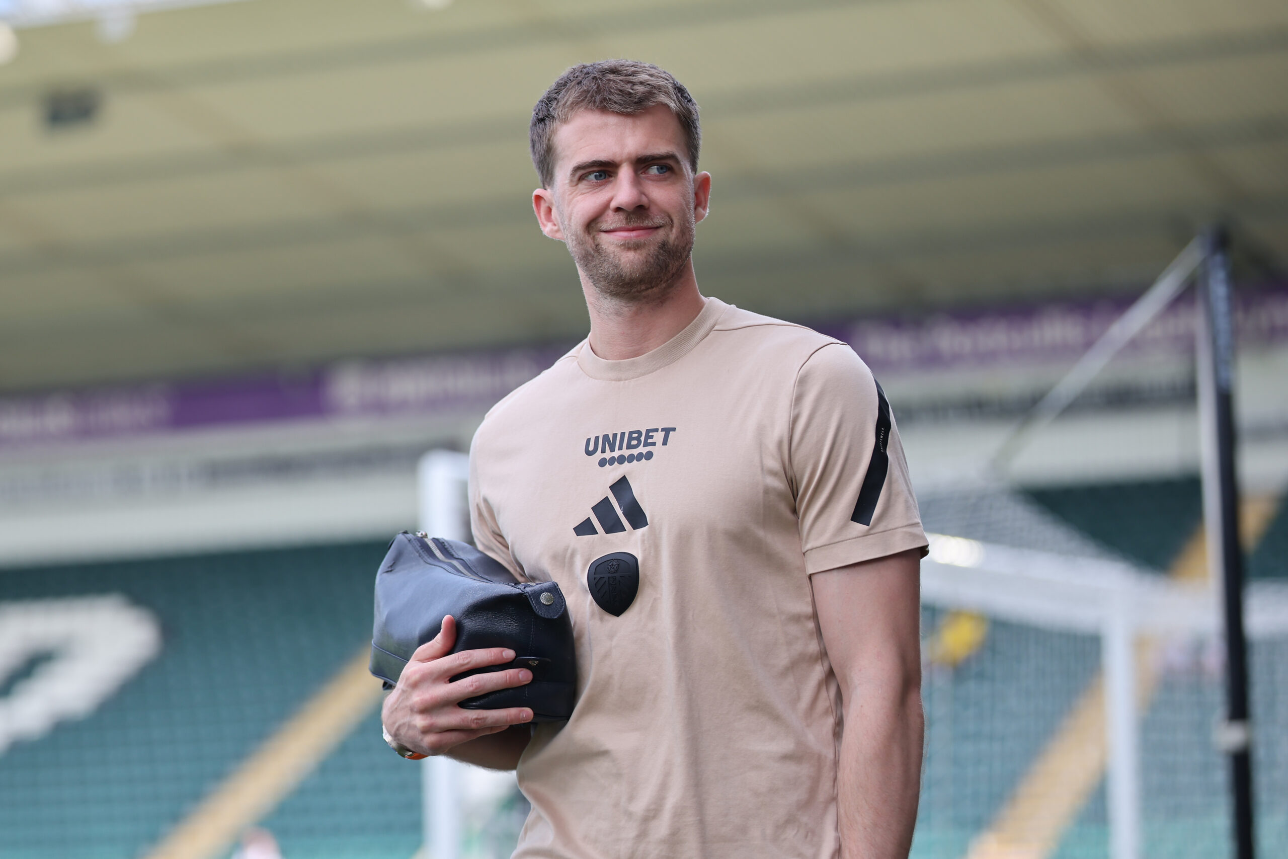 L’eroe della promozione del Leeds United Patrick Bamford si unisce al club con le precedenti controversie dell’attaccante: Rapporto