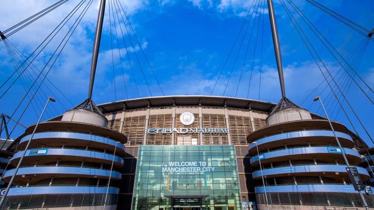Manchester City Reach Settlement presso la Premier League, che termina APT Rules Challenge