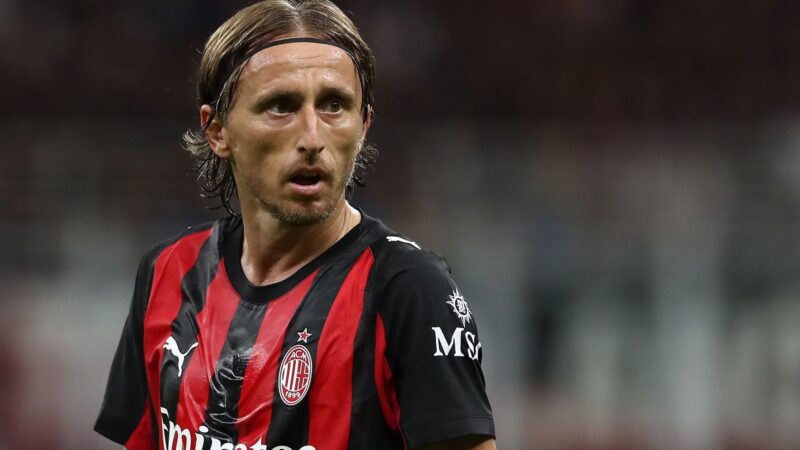 Modric fa 40 anni e rassicura il Milan: “L’età? L’importante è come ti senti. Se Dio vuole, sarò in salute”