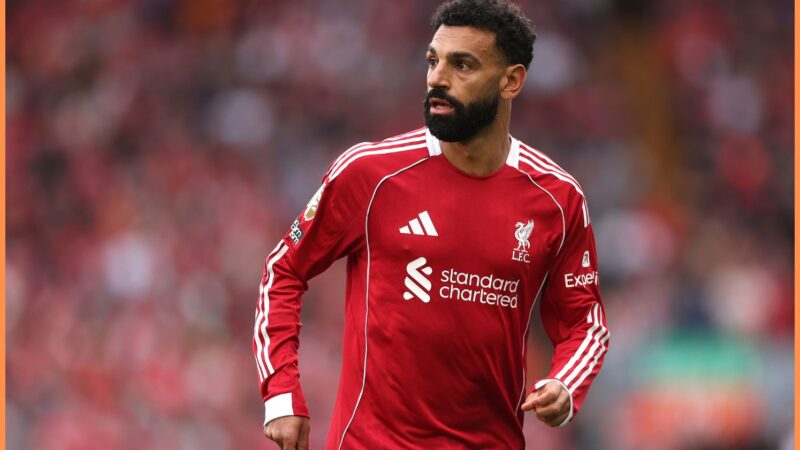 Mohamed Salah si apre in difficoltà a giocare con Hugo Ekitike