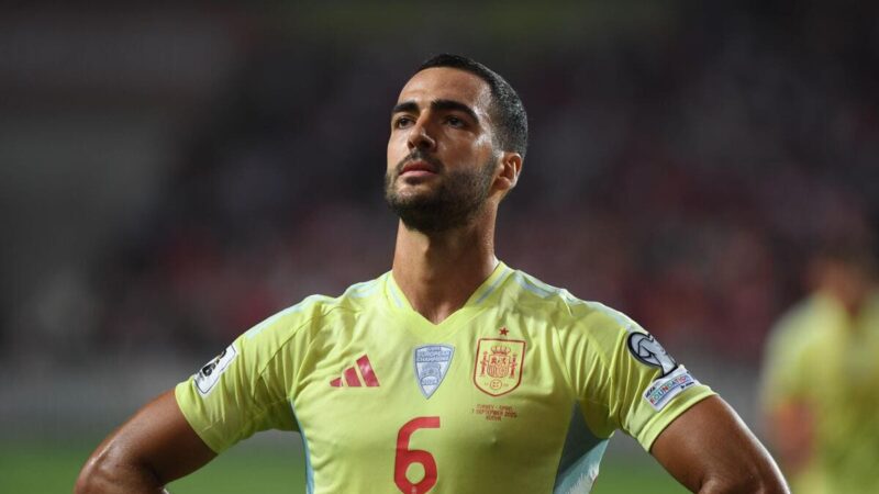 Sei dei migliori dalla Spagna mentre i campioni europei schiacciano la Turchia