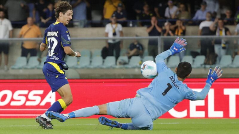 TS – pari a Verona. Esordio Vardy