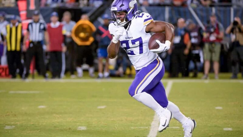 Vikings Rally dal deficit del quarto quarto di 11 punti per battere gli orsi