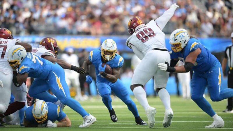 Chargers Posiziona il debuttante che corre indietro Hampton in Ferenti Reserve