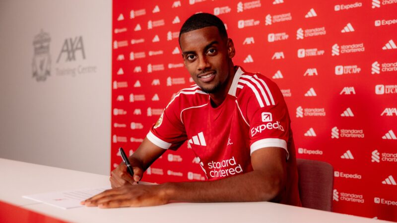‘Ho mostrato la mia frustrazione e la settimana dopo mi allenavo con i bambini di Big Liverpool Saga di Alexander Isak, condivise in parallelo con l’ex Anfield Man