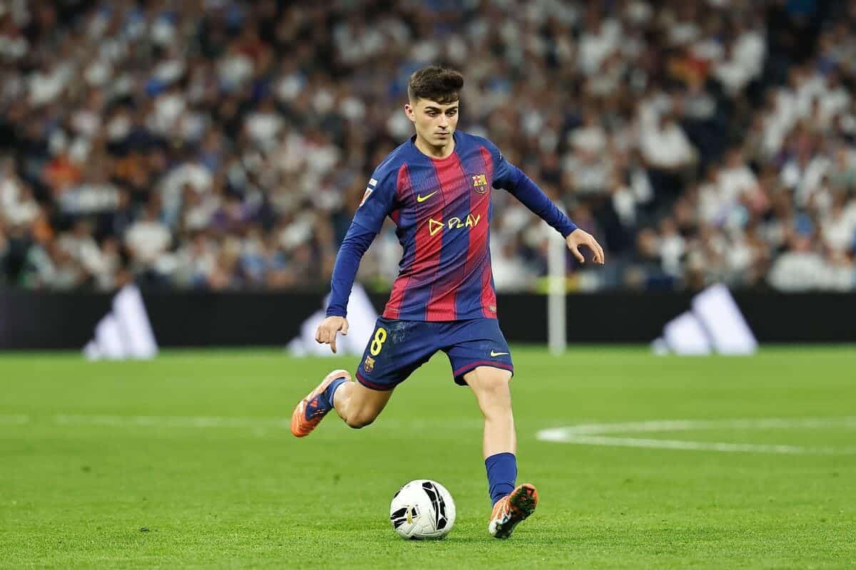 La stella del Barcellona Pedri sarà indisponibile per un mese a causa di un infortunio al tendine del ginocchio