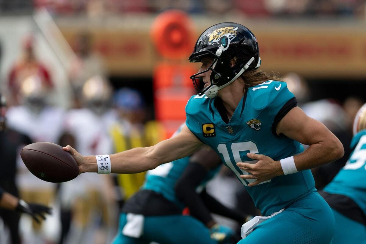 Jaguars segnare con meno di 30 secondi nel gioco per scioccare i capi