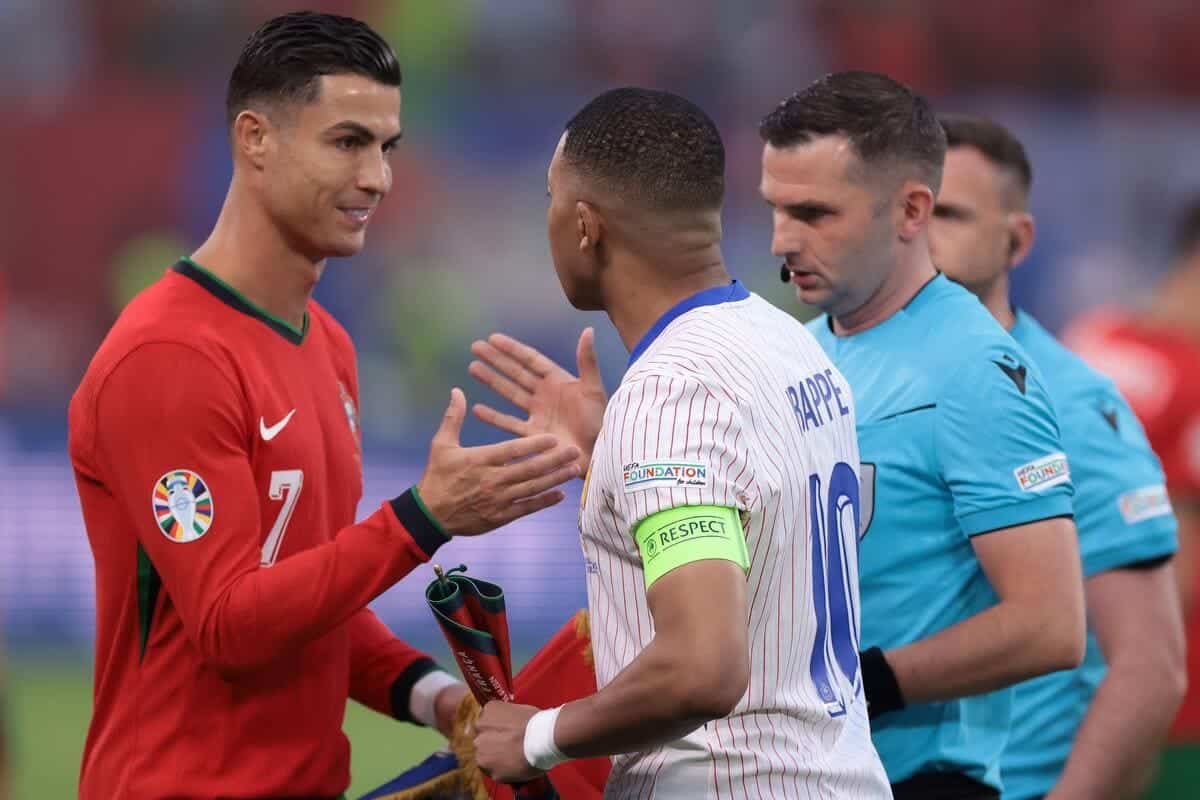 Kylian Mbappe rivela di essere mentore di Cristiano Ronaldo e ha descritto la superstar portoghese come “il mio numero uno”