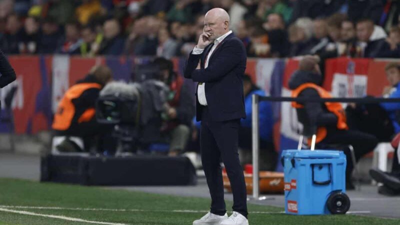 L’allenatore della Repubblica Ceca è stato esonerato dopo l’umiliazione alle Isole Faroe nelle qualificazioni ai Mondiali