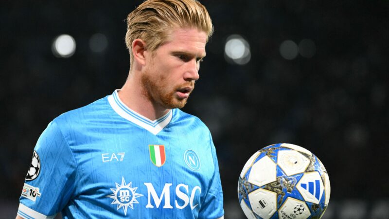 Napoli, De Bruyne dopo le polemiche: “Sono un vincente, nessun problema con l’allenatore”. Conte: “È un ragazzo serio”