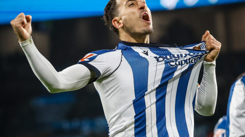 Oyarzabal si è regalato una doppietta per il suo decimo anniversario con il Real e nella Liga