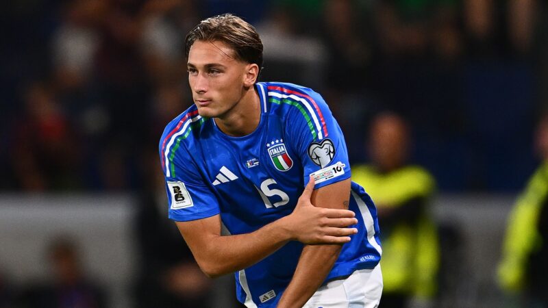 Pio Esposito: "La gente parla tanto di me, c'è chi mi esalta e chi mi scredita ma io penso a me stesso"