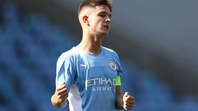 “Lasciare il club della mia infanzia è stata dura, ma penso che sia io che Pep Guardiola sapevamo che era il momento giusto e la cosa giusta da fare” James McAtee si apre sulla sua uscita dal Manchester City