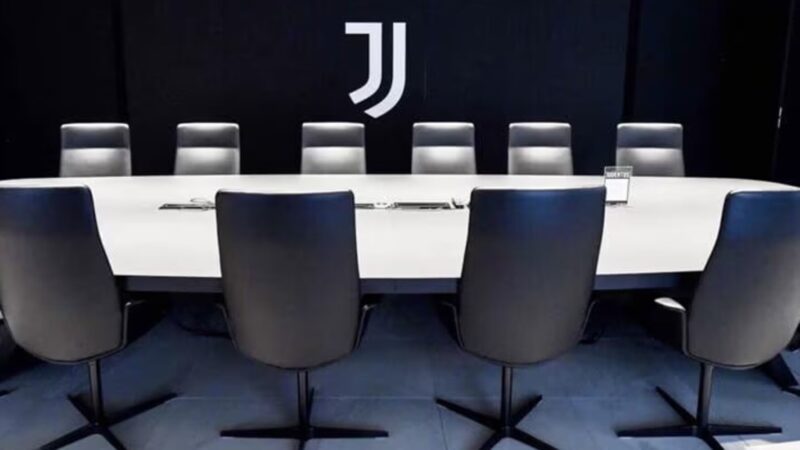 TS – il titolo decolla, la Borsa ci crede