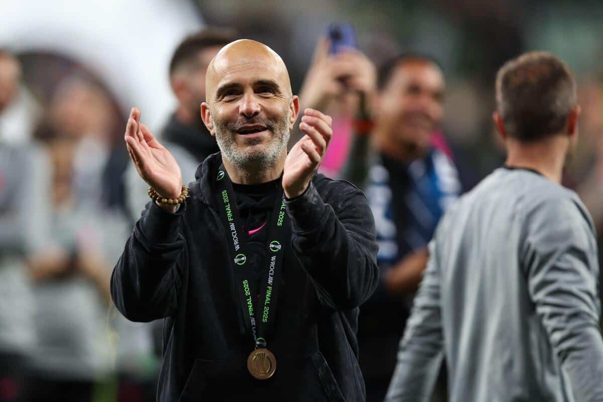 Maresca, tecnico del Chelsea, respinge i legami con il Manchester City