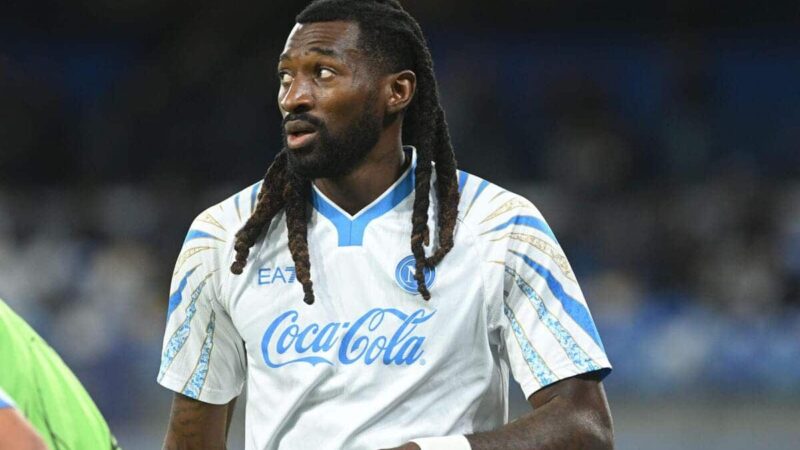 Il centrocampista del Napoli Zambo Anguissa è pronto per un lungo periodo di riposo per infortunio