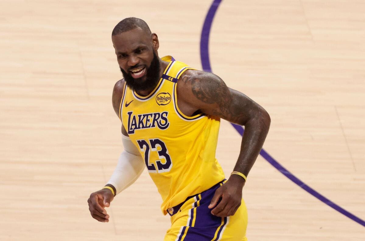 LeBron James ritorna alla grande mentre i Los Angeles Lakers ottengono 37 punti da Luka Doncic per sconfiggere gli Utah Jazz