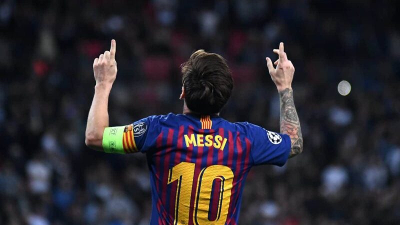 Deco apre al potenziale ritorno di Messi al Barcellona