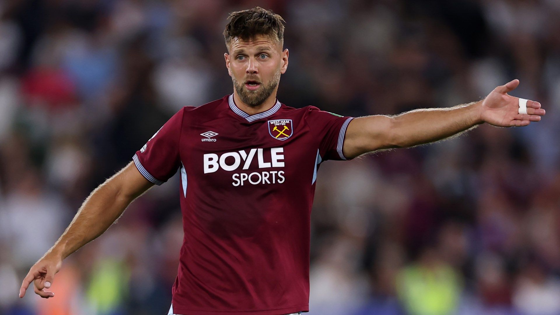 Lo voleva il Milan, Fullkrug al West Ham è un fallimento. L’agente: “Non è andata bene, parleremo col club per l’addio”