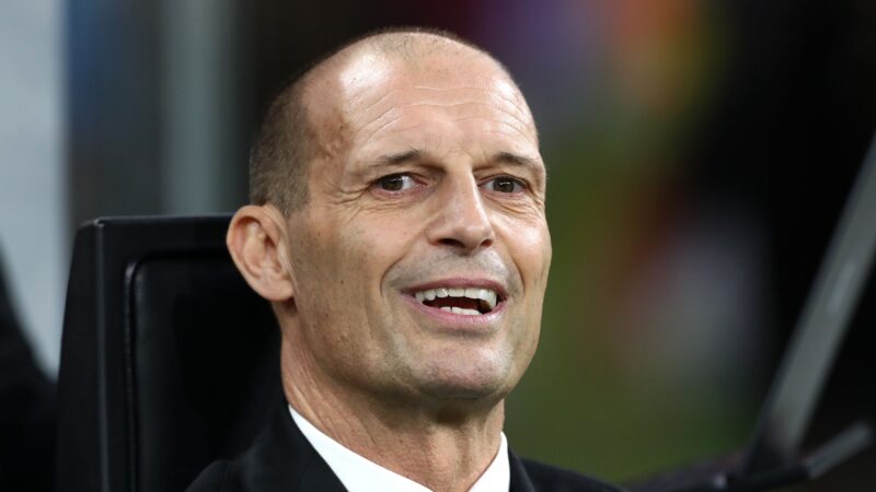 Milan, Allegri: "Maignan? Non l'ho convinto io a rimanere. Nei primi 35' meritava la Roma"