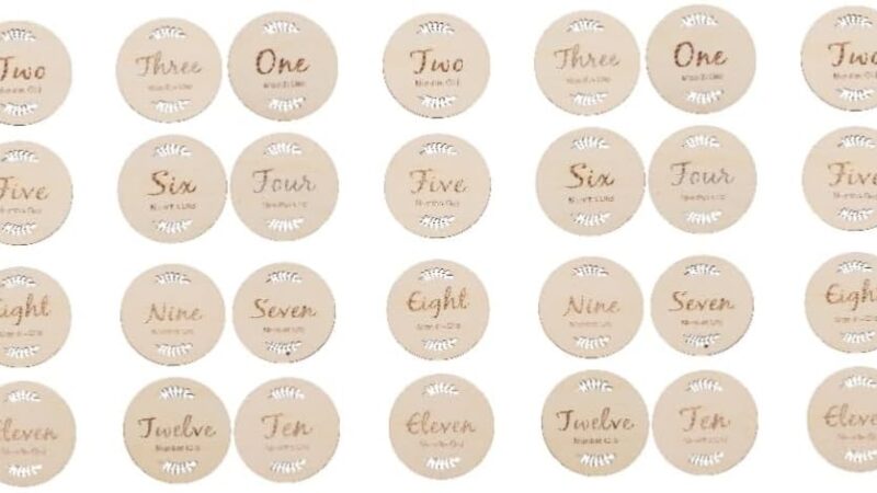 Toyvian 3 Set Adorabili Baby Mile Cards: Mese Intero Mese Di Nascita Compleanno Carte in Legno Indicatore Settimane Per La Crescita Del Bambino Celebrazione 12 Pezzi * 3 – idea regalo inter