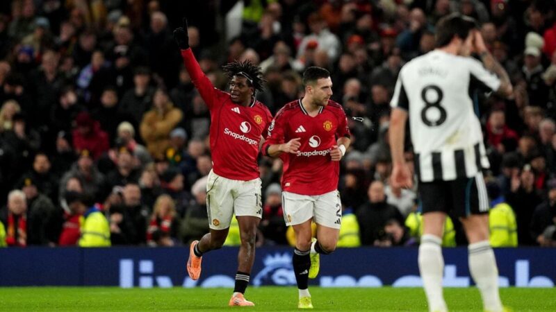 Dorgu fa la differenza perché i tifosi di casa si godono l’allegria post-natalizia