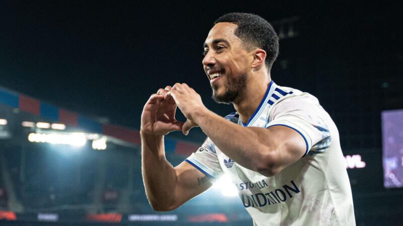 Gli uomini di Emery raggiungono la eliminazione diretta