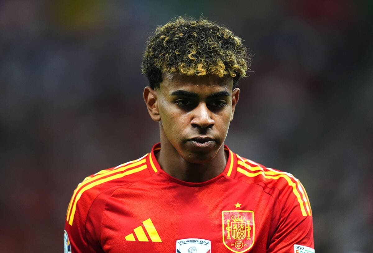 L’ex stella del Marocco mette in dubbio la decisione di Lamine Yamal di giocare per la Spagna e dice che “lo avremmo amato di più”