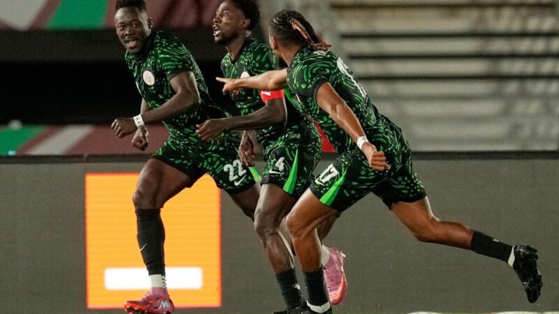 Super Eagles fino agli ottavi