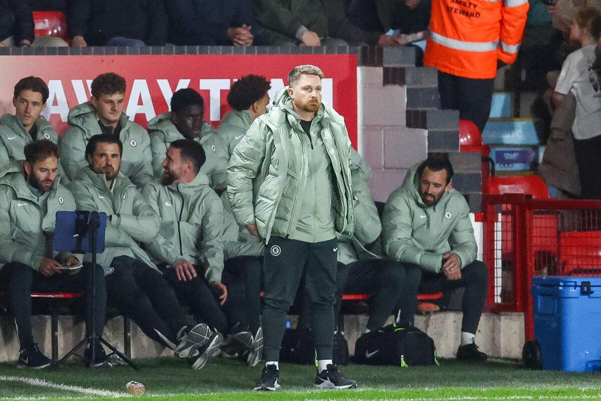 “24 ore pazzesche!” Il boss ad interim del Chelsea Calum McFarlane reagisce alla partenza di Maresca tra le crescenti speculazioni su Rosenior