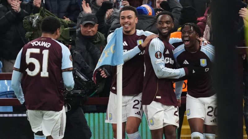 Cronaca, risultato e gol: i padroni di casa vincono ma subiscono il colpo di Watkins