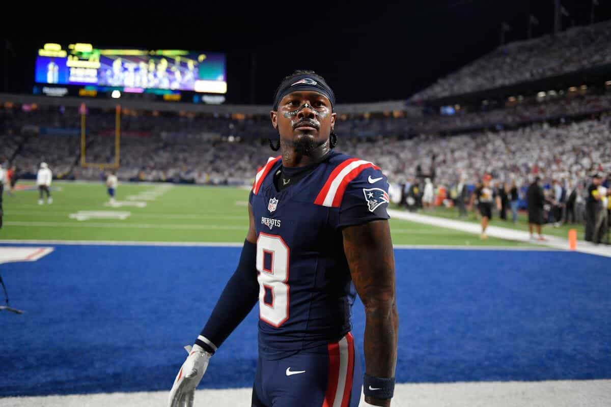 Diggs dei Patriots affronta accuse di aggressione prima dei play-off