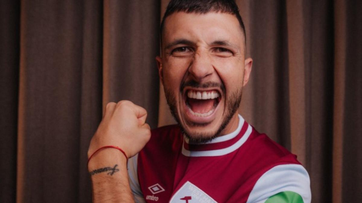 Guido Rodríguez fa forza per raggiungere Valencia