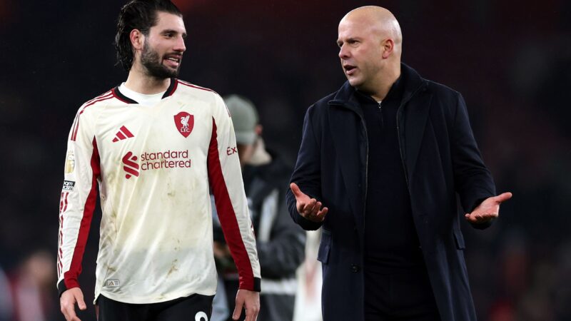 Il centrocampista del Liverpool Dominik Szoboszlai nei guai con Arne Slot per uno “strano incidente”