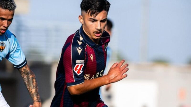 Luís Castro perde Paco Cortés a causa della sua convocazione con la sub 19