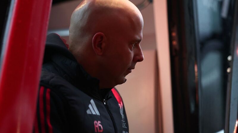 L’uscita di Andy Robertson, l’ingaggio di un nuovo difensore e il gol in 10 uomini: tutto ciò che l’allenatore del Liverpool Arne Slot ha detto alla stampa dopo la sconfitta contro il Bournemouth