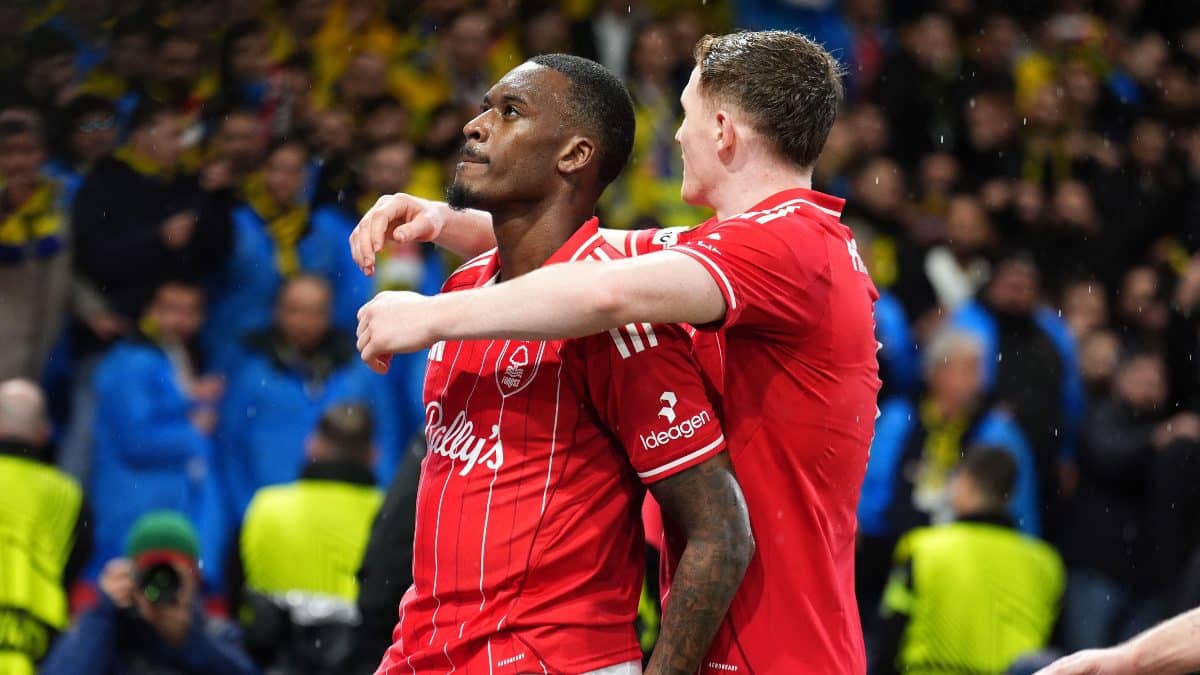 I padroni di casa tengono a bada la rimonta per raggiungere gli ottavi di Europa League