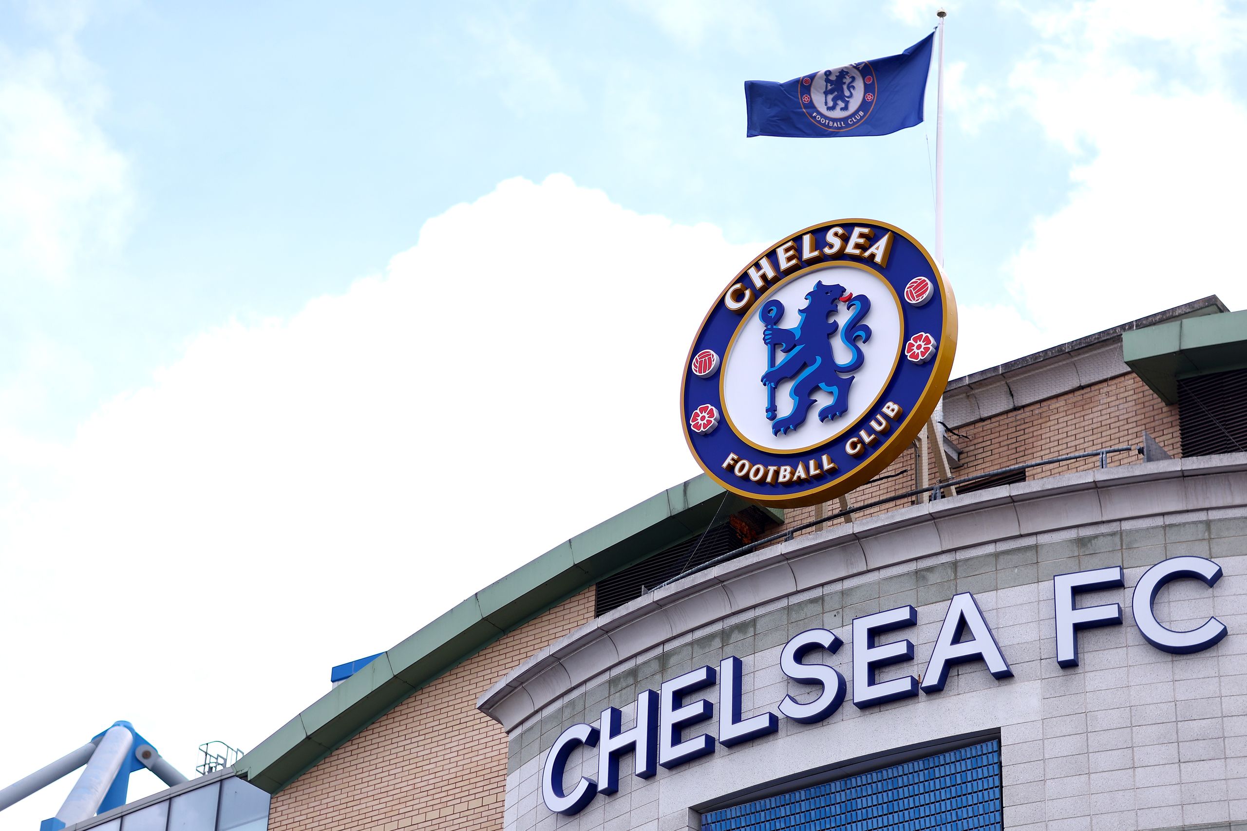 Il Chelsea ha messo a punto ANCORA una tattica di negoziazione di trasferimento da 300 milioni di sterline nelle ultime ore della finestra di gennaio