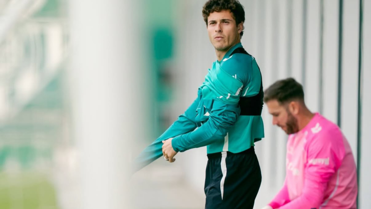 Junior e Riquelme tornano parzialmente a lavorare con il gruppo