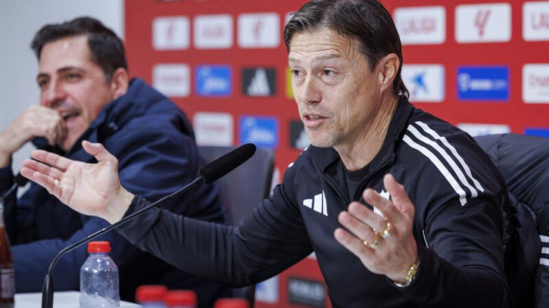 “Non vogliono che io stia nello spogliatoio, quindi vado dove mi dicono”.