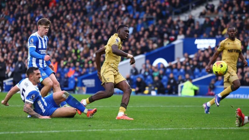 Sarr conclude la serie senza vittorie degli Eagles con una cauta vittoria sulla costa meridionale